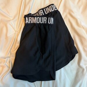 Under Armour Women's Black Athletic Shorts XS
